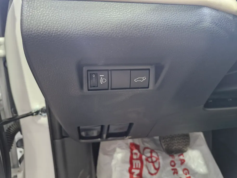 2026 Toyota RAV4 XLE 