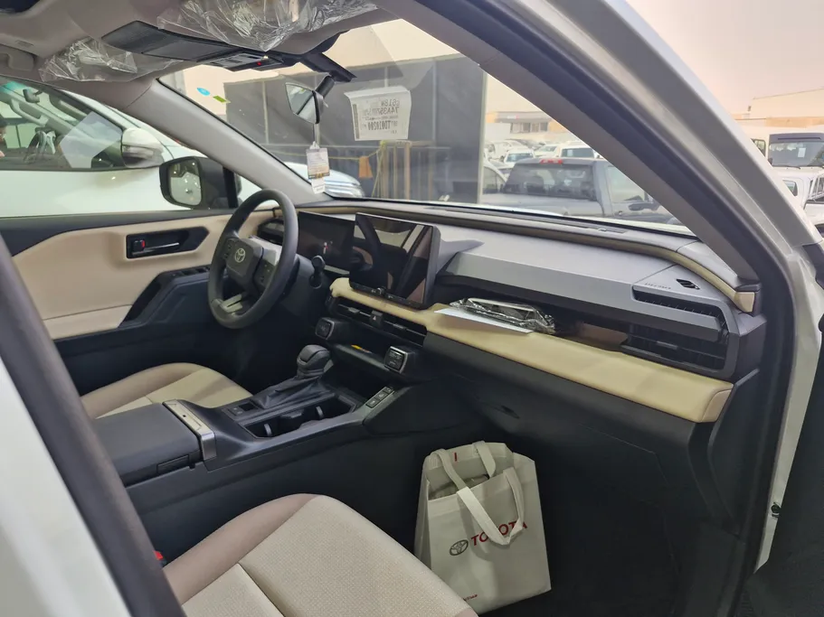 2026 Toyota RAV4 XLE 