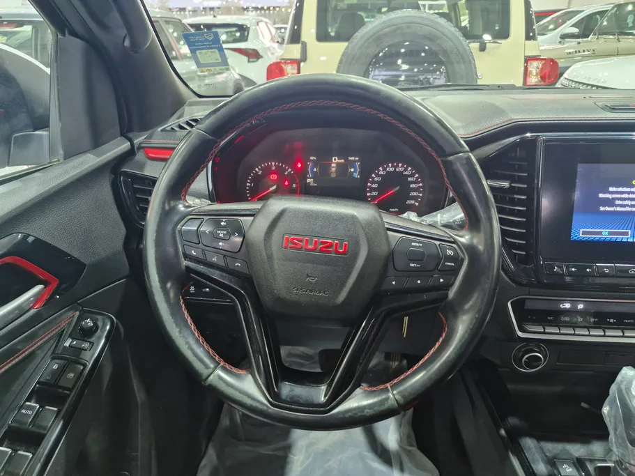 ايسوزو دي ماكس GT 2023 