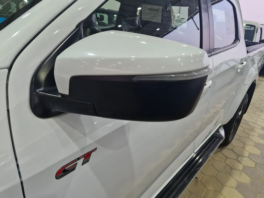 ايسوزو دي ماكس GT 2023 