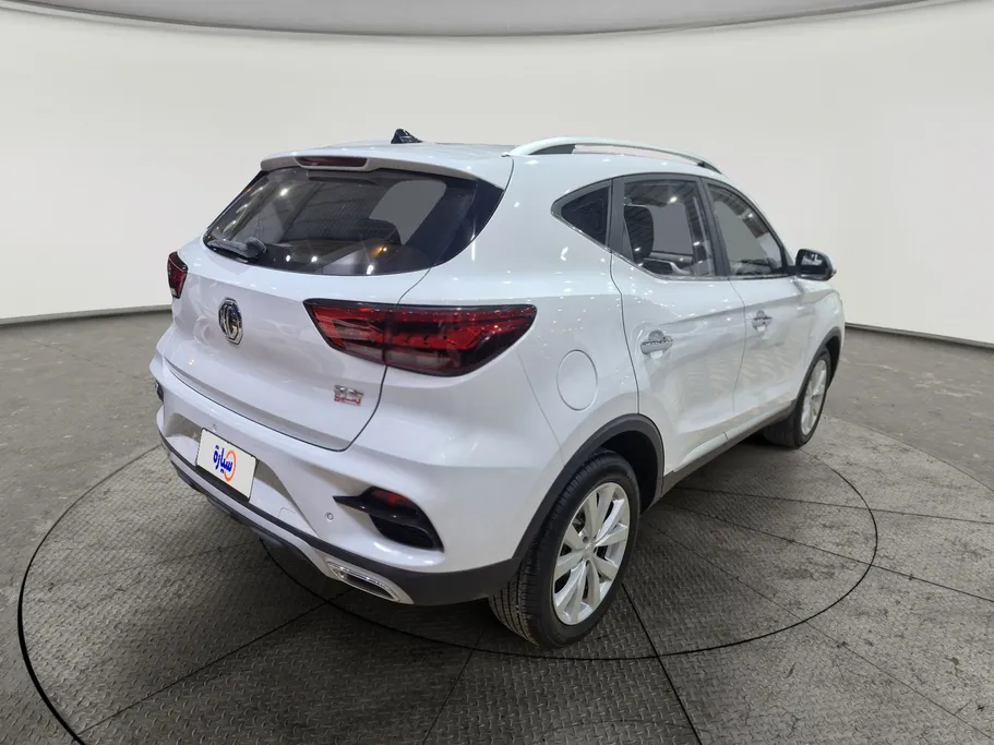 2023 MG ZS STD 