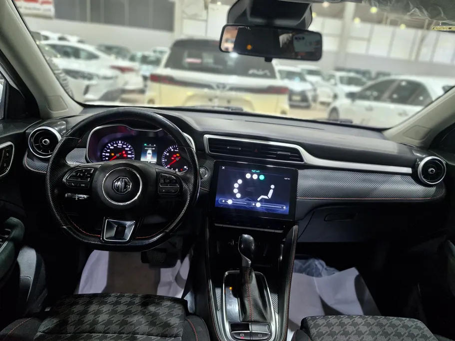 2023 MG ZS STD 
