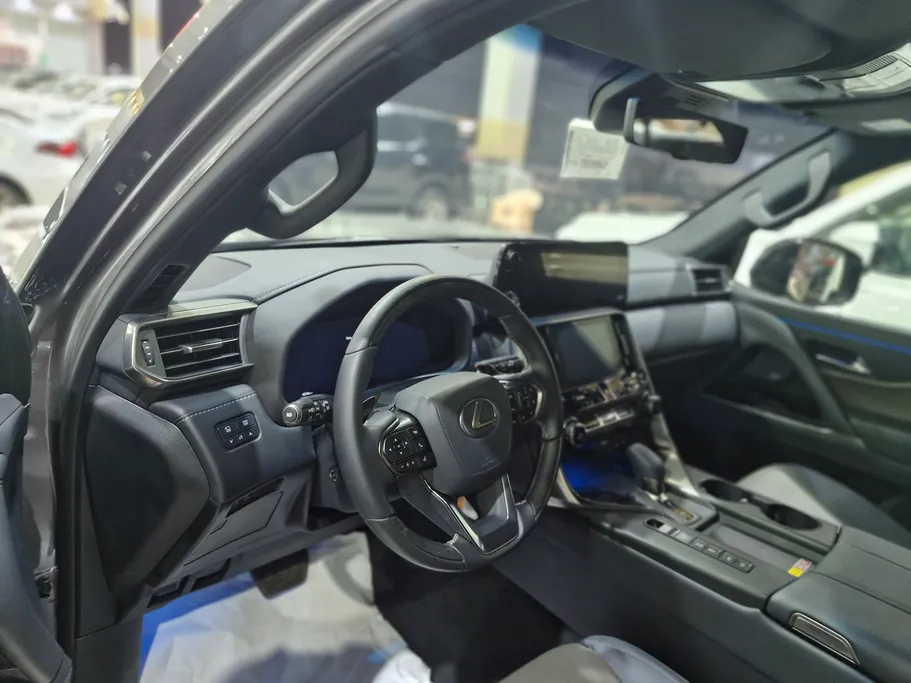 لكزس LX 700 BH Hybrid Elite 2025 