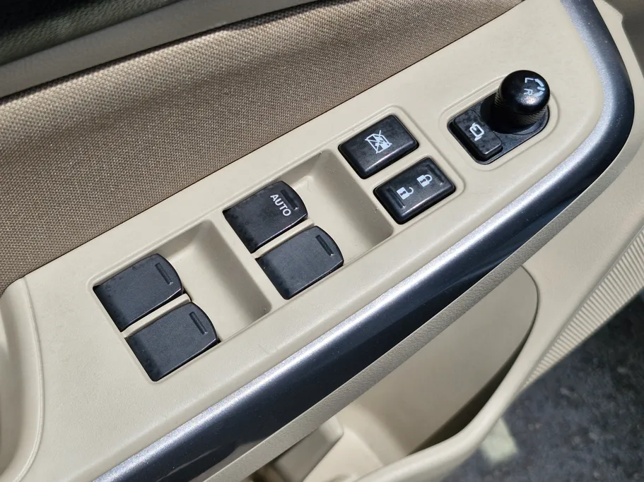 2025 Suzuki Dzire GLX 