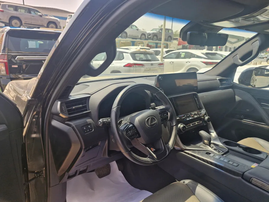 2025 Lexus LX 700 BH Hybrid Elite 