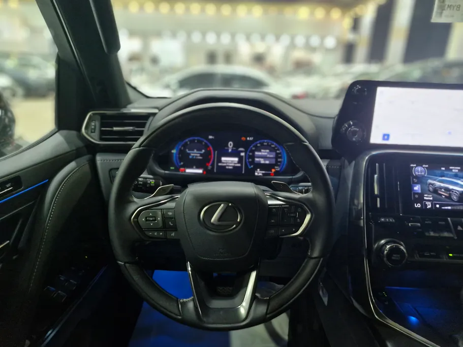 2025 Lexus LX 700 BH Hybrid Elite 