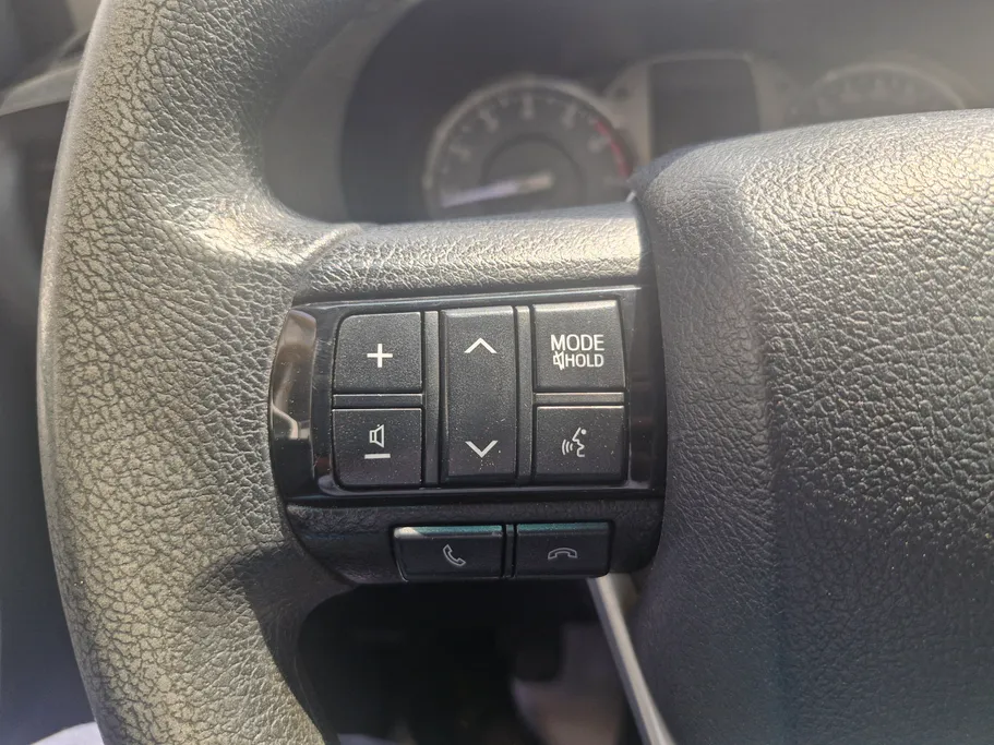 2024 Toyota Hilux GLX 