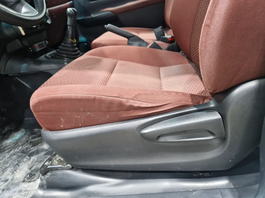 2024 Toyota Hilux GLX 