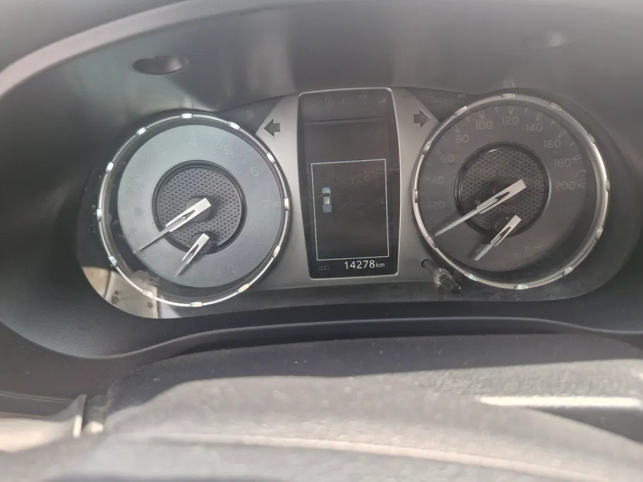 2024 Toyota Hilux GLX 