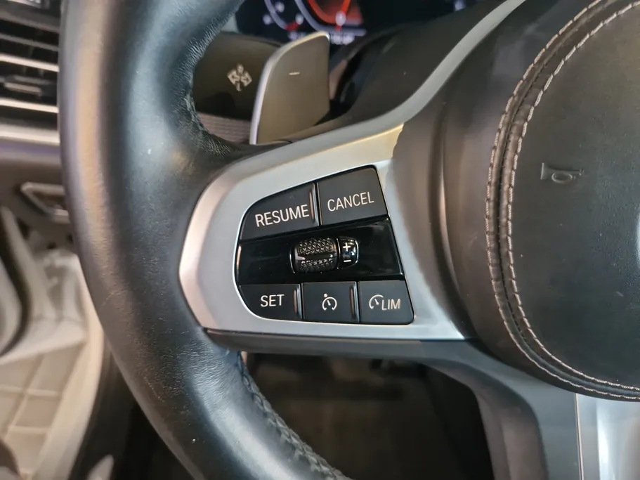 2022 BMW X Series 6 xDrive 40i 