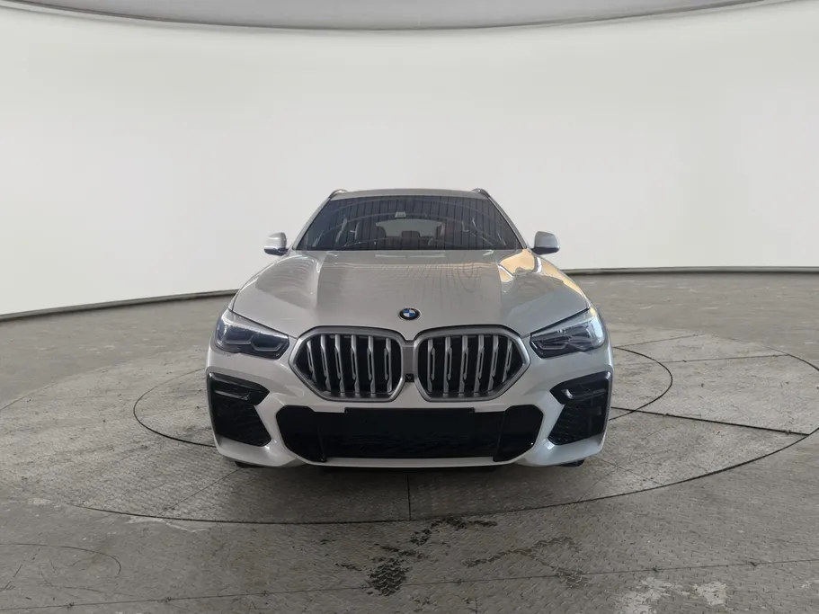 بي ام دبليو الفئة اكس 6 xDrive 40i 2021 