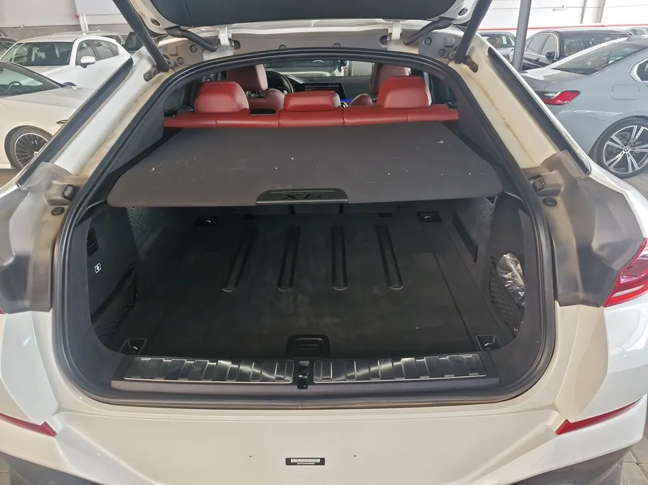 2021 BMW X Series 6 xDrive 40i 
