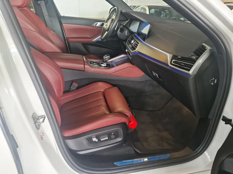 2021 BMW X Series 6 xDrive 40i 
