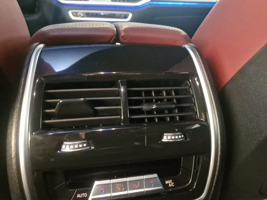 2021 BMW X Series 6 xDrive 40i 