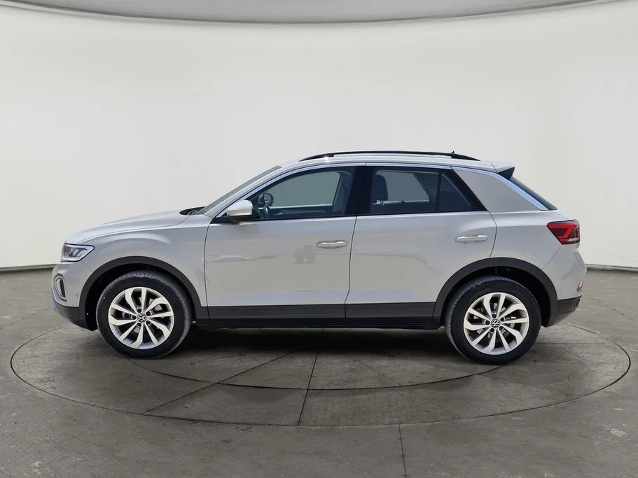 2024 Volkswagen T Roc Life 