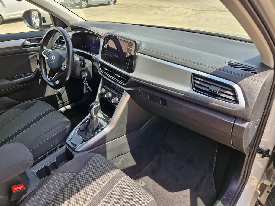 2024 Volkswagen T Roc Life 
