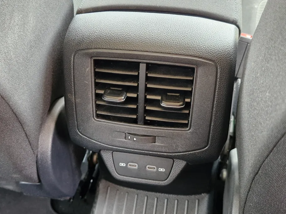 2024 Volkswagen T Roc Life 