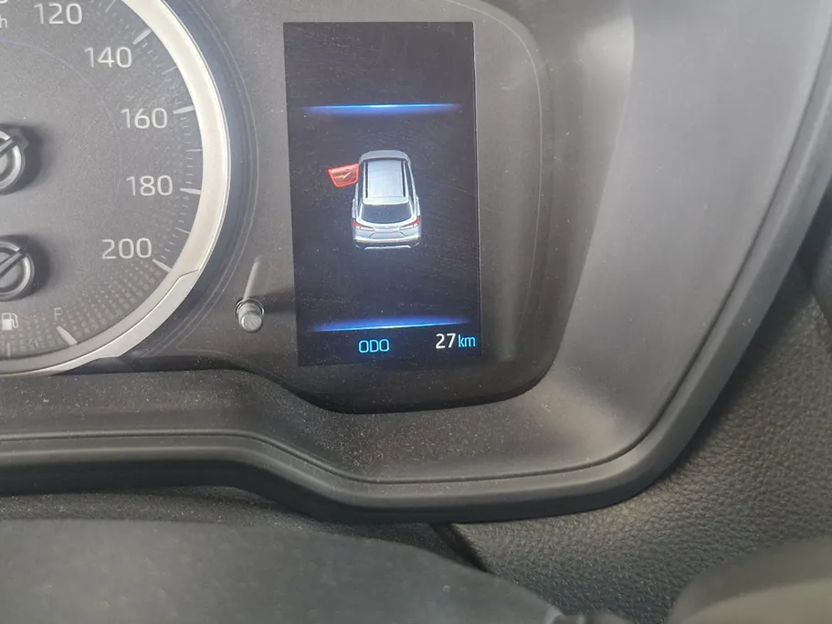 2025 Toyota Corolla Cross XLE HEV 