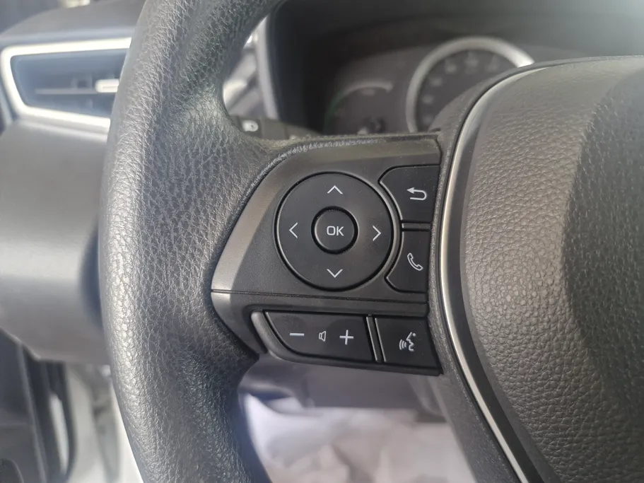 2025 Toyota Corolla Cross XLE HEV 