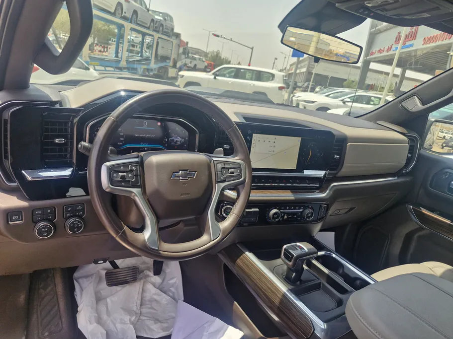 2023 Chevrolet Silverado LT 