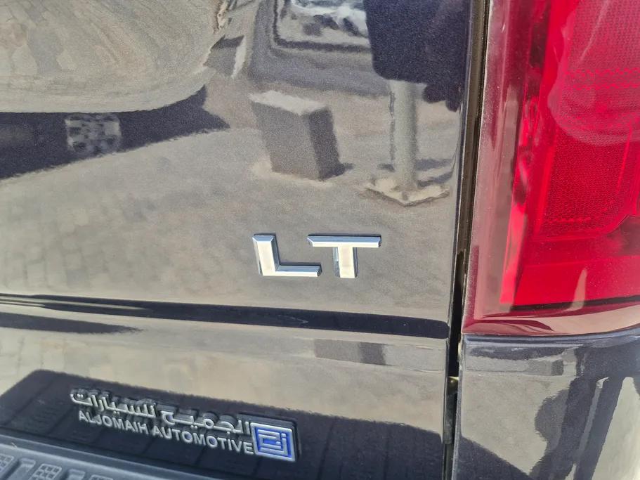 2023 Chevrolet Silverado LT 