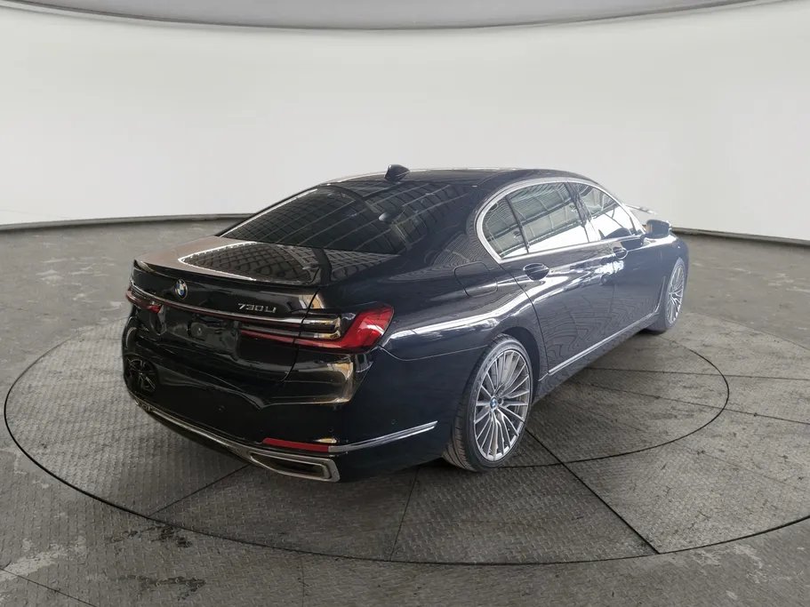 2022 BMW 7 Series 730Li 