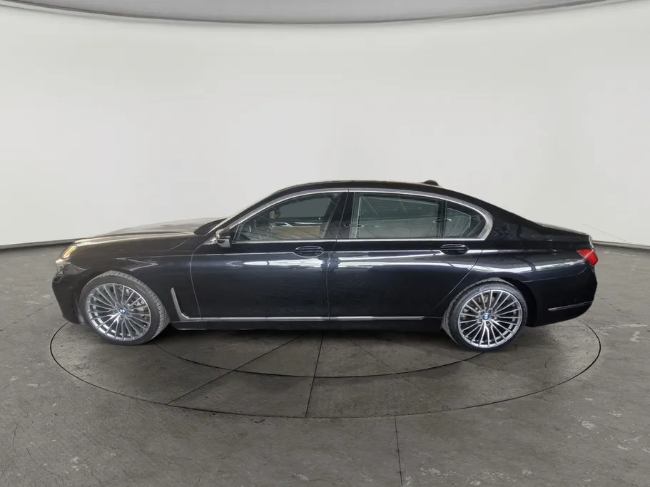 2022 BMW 7 Series 730Li 