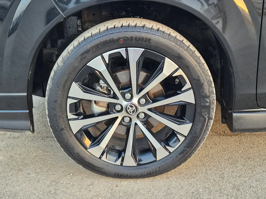 2025 Toyota Veloz GLX 