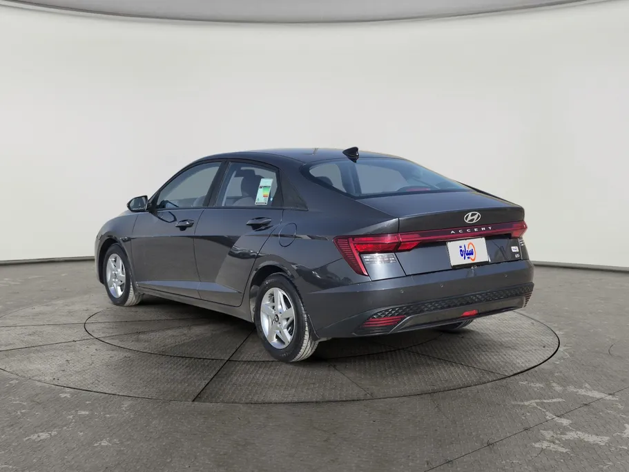 2025 Hyundai Accent Fleet 