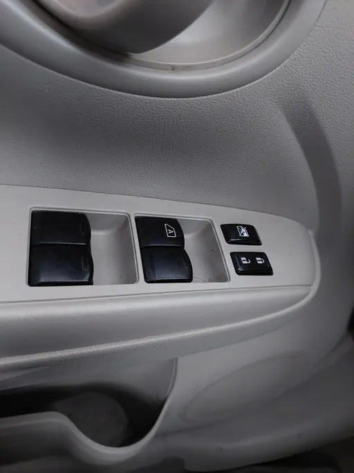 2023 Nissan Sunny SV Comfort 