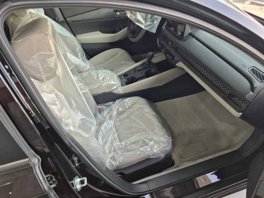 هوندا اكورد LX 2025 