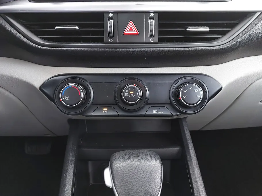 2023 كيا Cerato L 