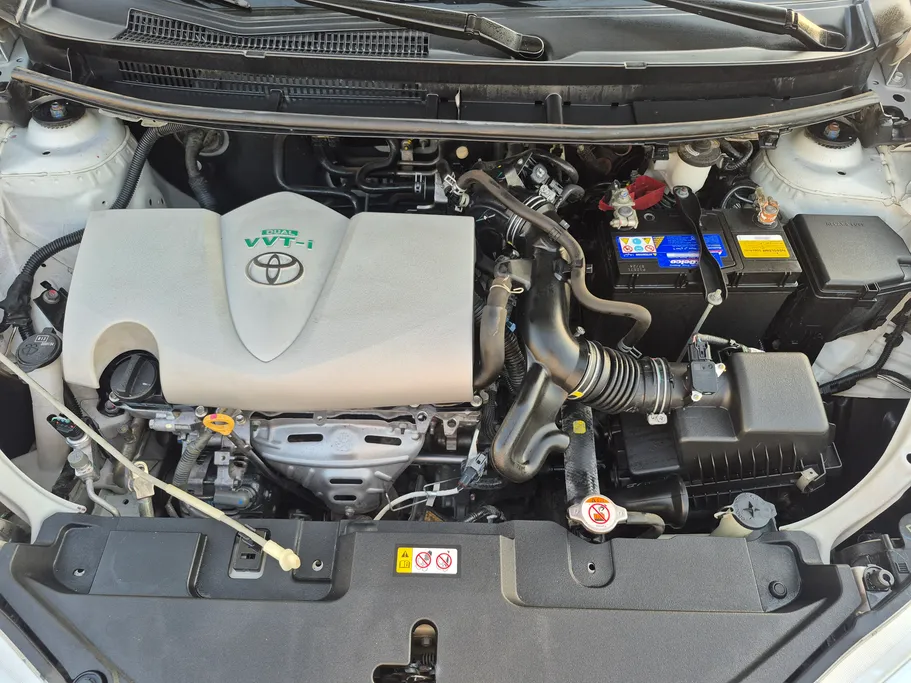 2022 Toyota Yaris  Y 