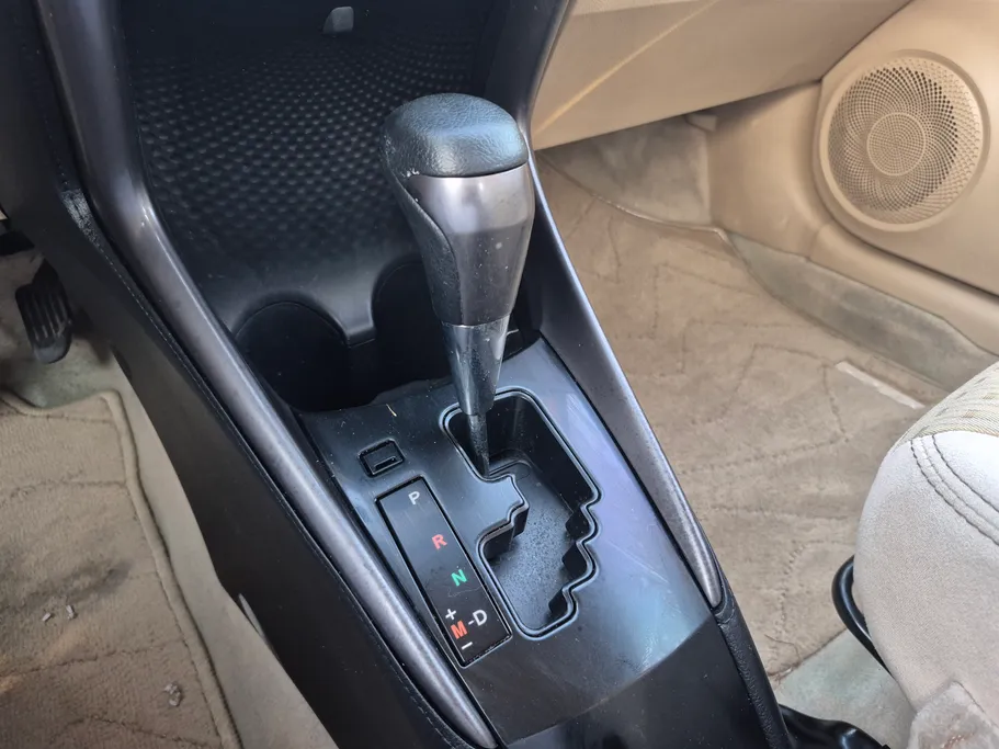 2022 Toyota Yaris  Y 