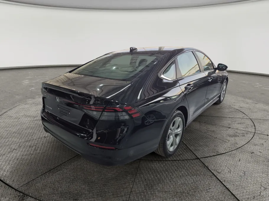 هوندا اكورد LX 2025 