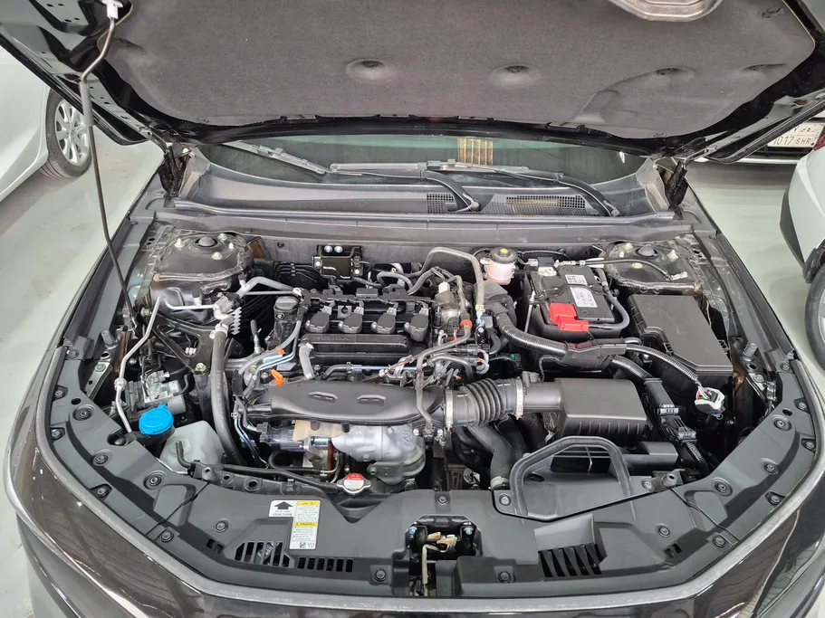 هوندا اكورد LX 2025 