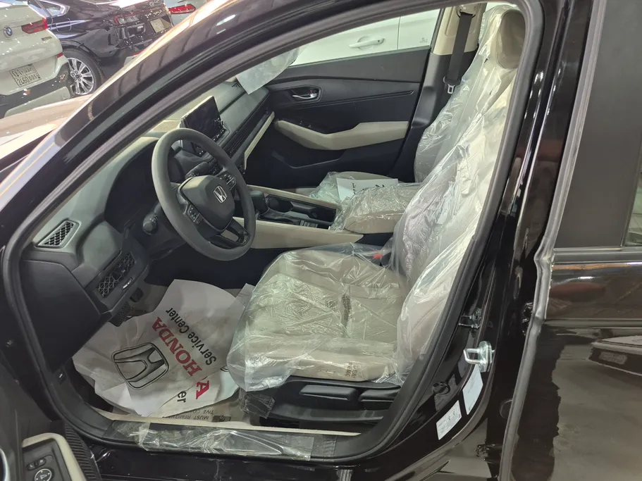 هوندا اكورد LX 2025 