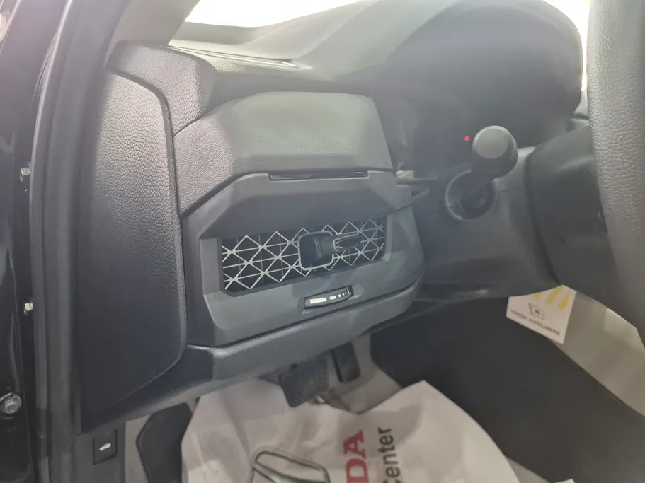 هوندا اكورد LX 2025 