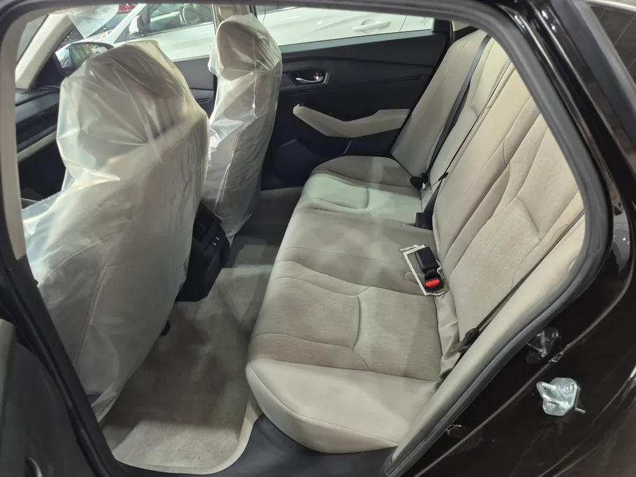هوندا اكورد LX 2025 