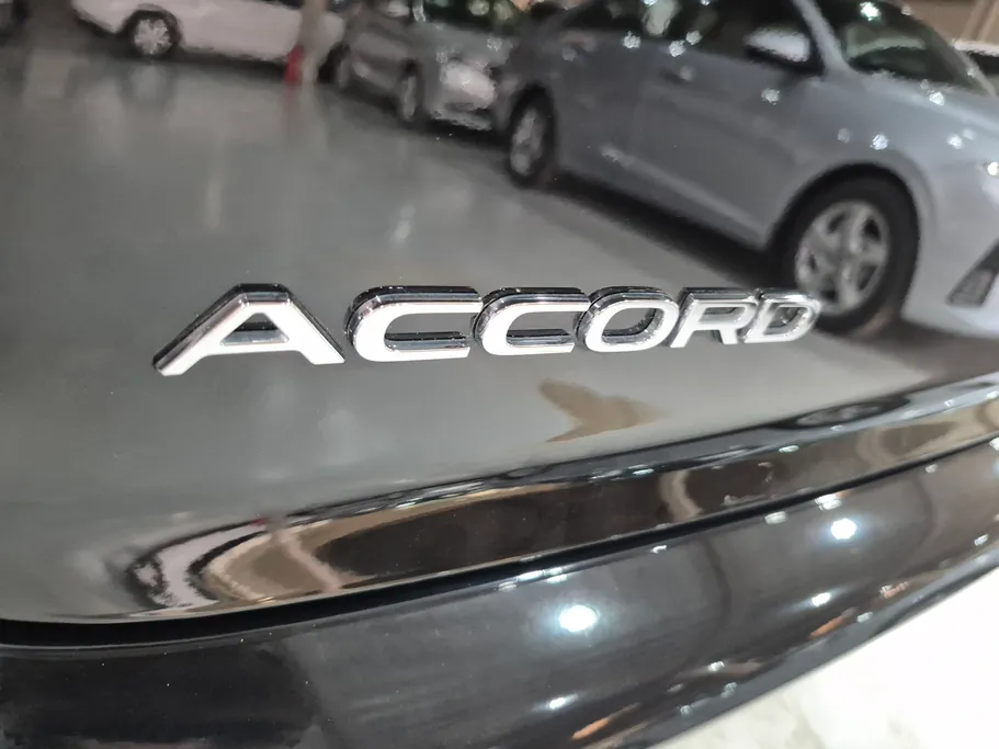 هوندا اكورد LX 2025 