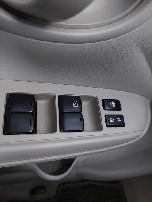 2023 Nissan Sunny SV Comfort 
