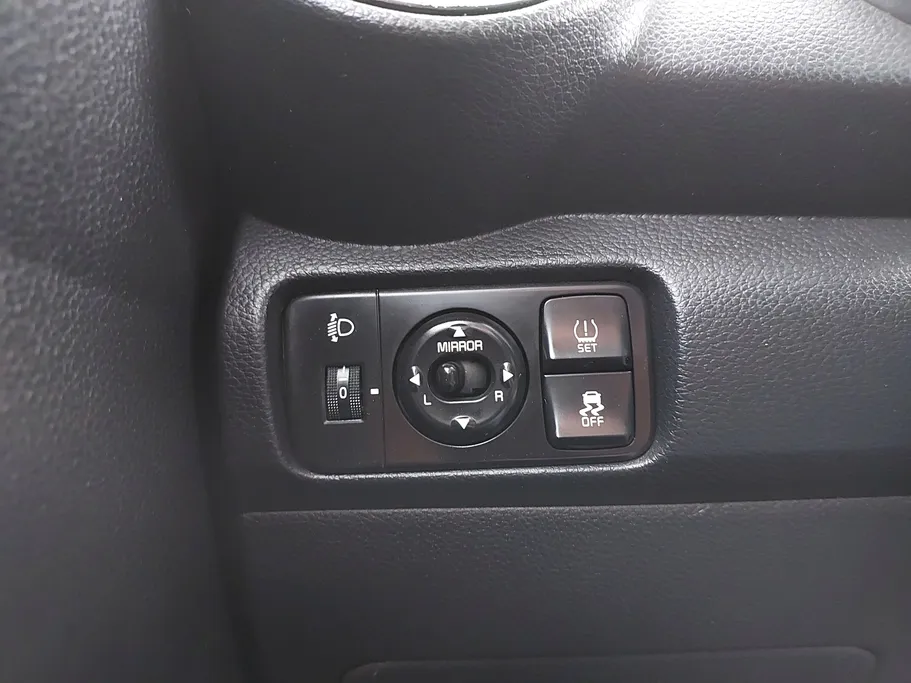 2022 Kia Pegas LX 