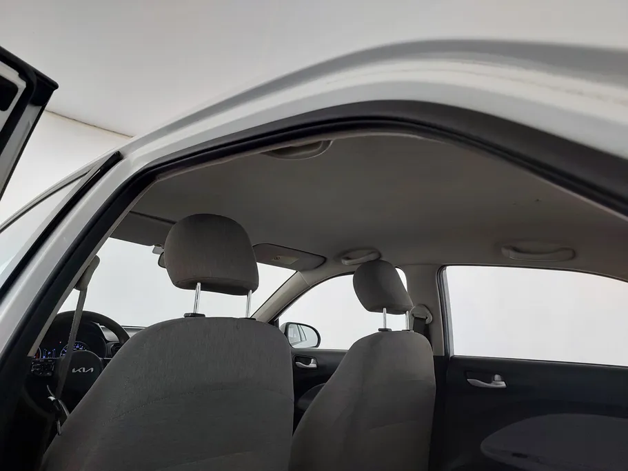 2022 Kia Pegas LX 