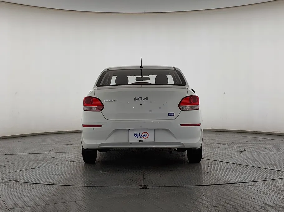 2022 Kia Pegas LX 