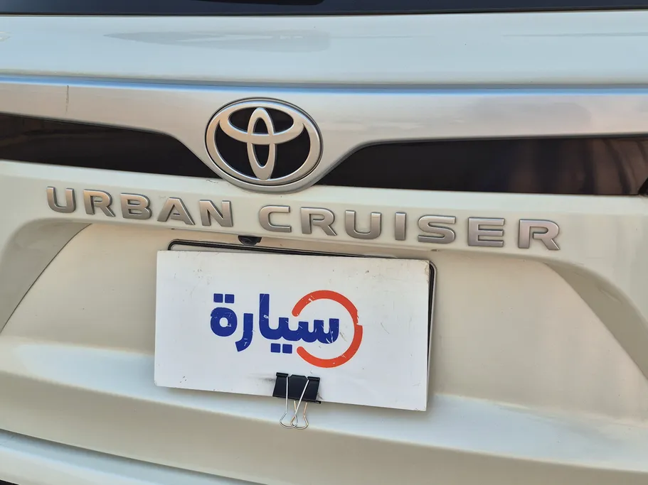 تويوتا أوربان كروزر GLX 2025 