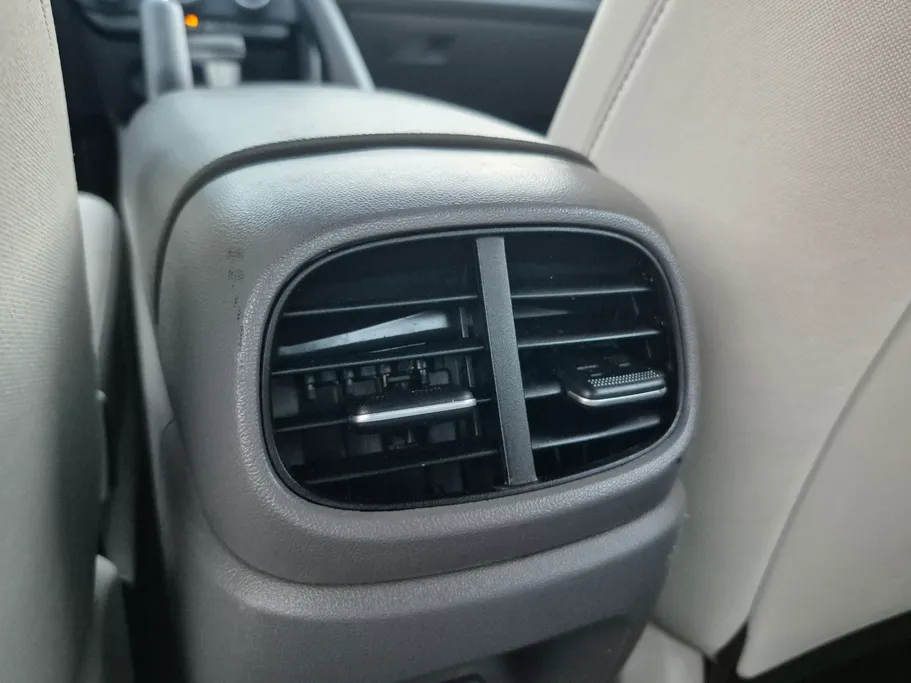 2025 Hyundai Elantra Fleet 