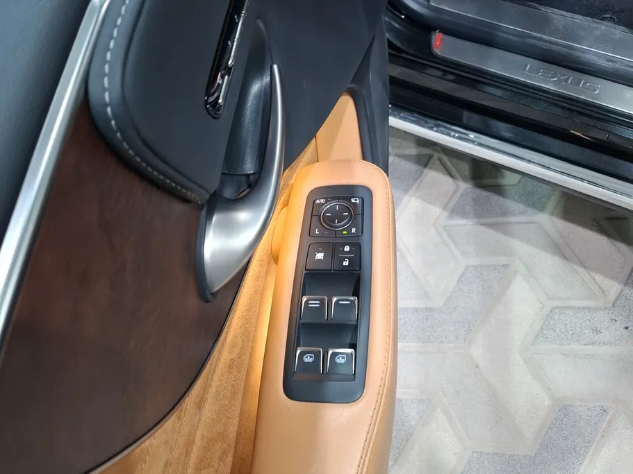 لكزس LS 500 BH Hybrid 2022 