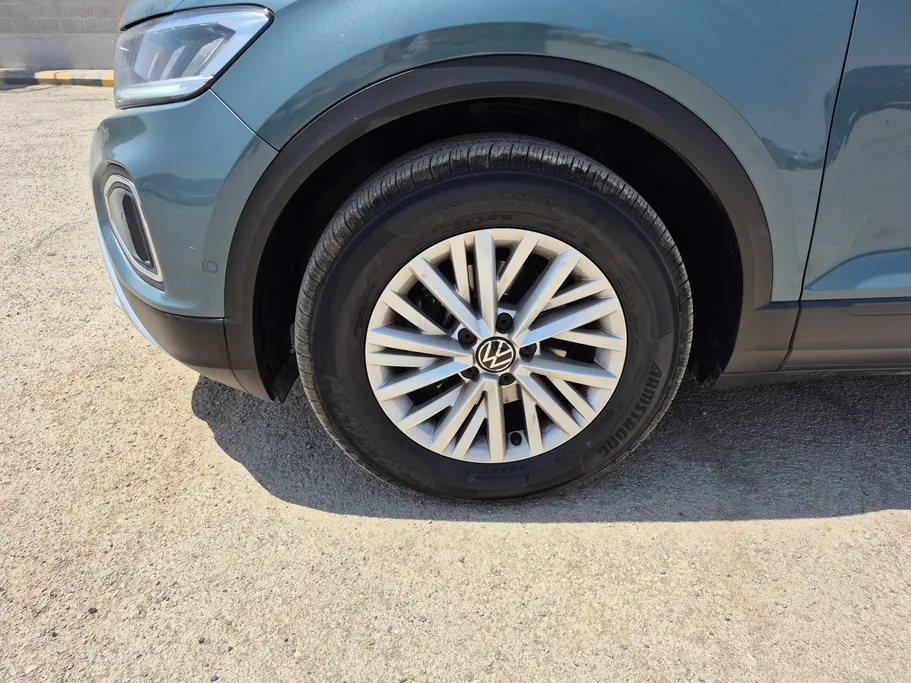 2024 Volkswagen T Roc Life 