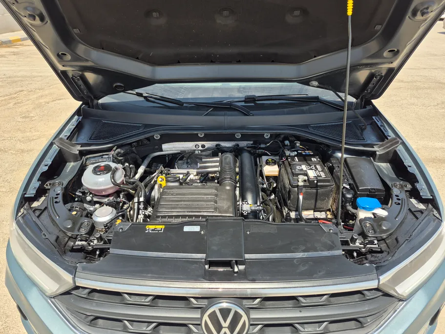 2024 Volkswagen T Roc Life 