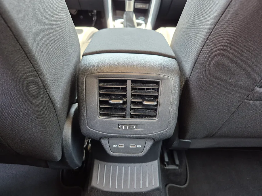 2024 Volkswagen T Roc Life 